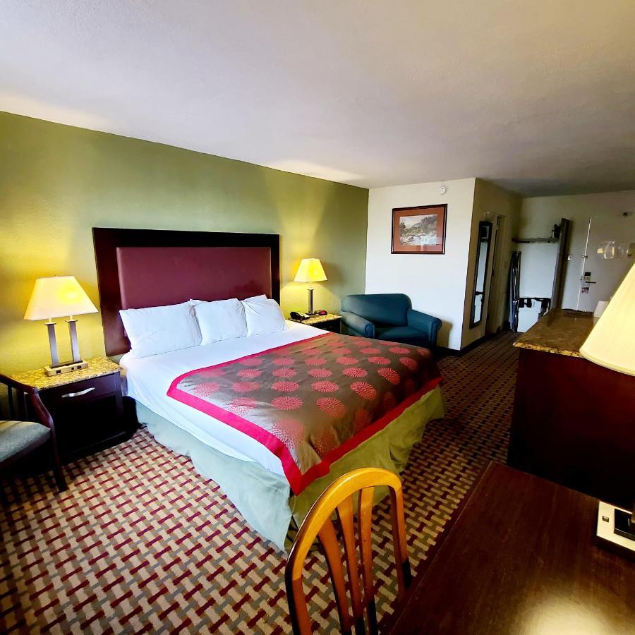 Town Inn Bordentown Bagian luar foto