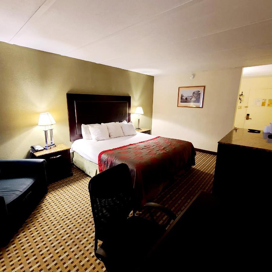Town Inn Bordentown Bagian luar foto