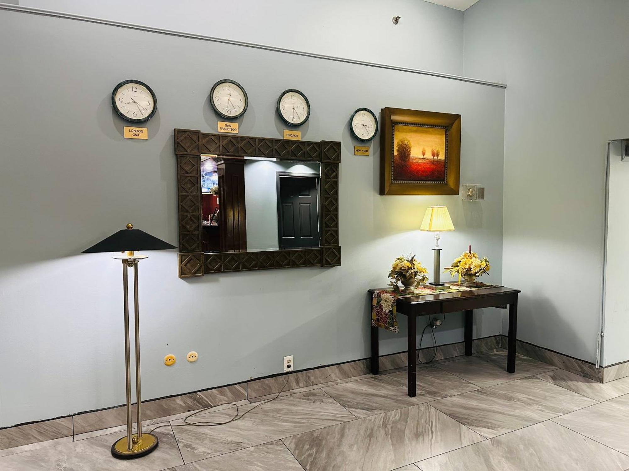 Town Inn Bordentown Bagian luar foto