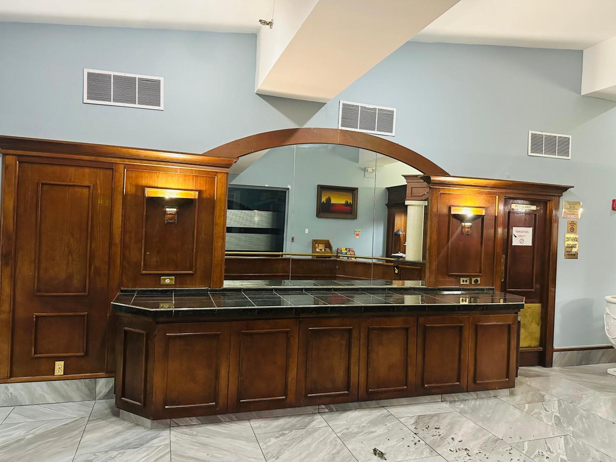 Town Inn Bordentown Bagian luar foto