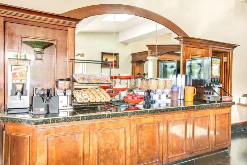 Town Inn Bordentown Bagian luar foto